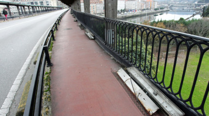 Cambio de iluminación en el margen izquierdo del puente de A Barca